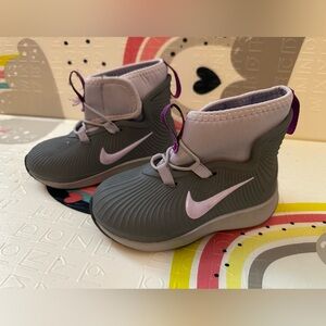 Waterproof snowproof kids Niki’s binzie shoes